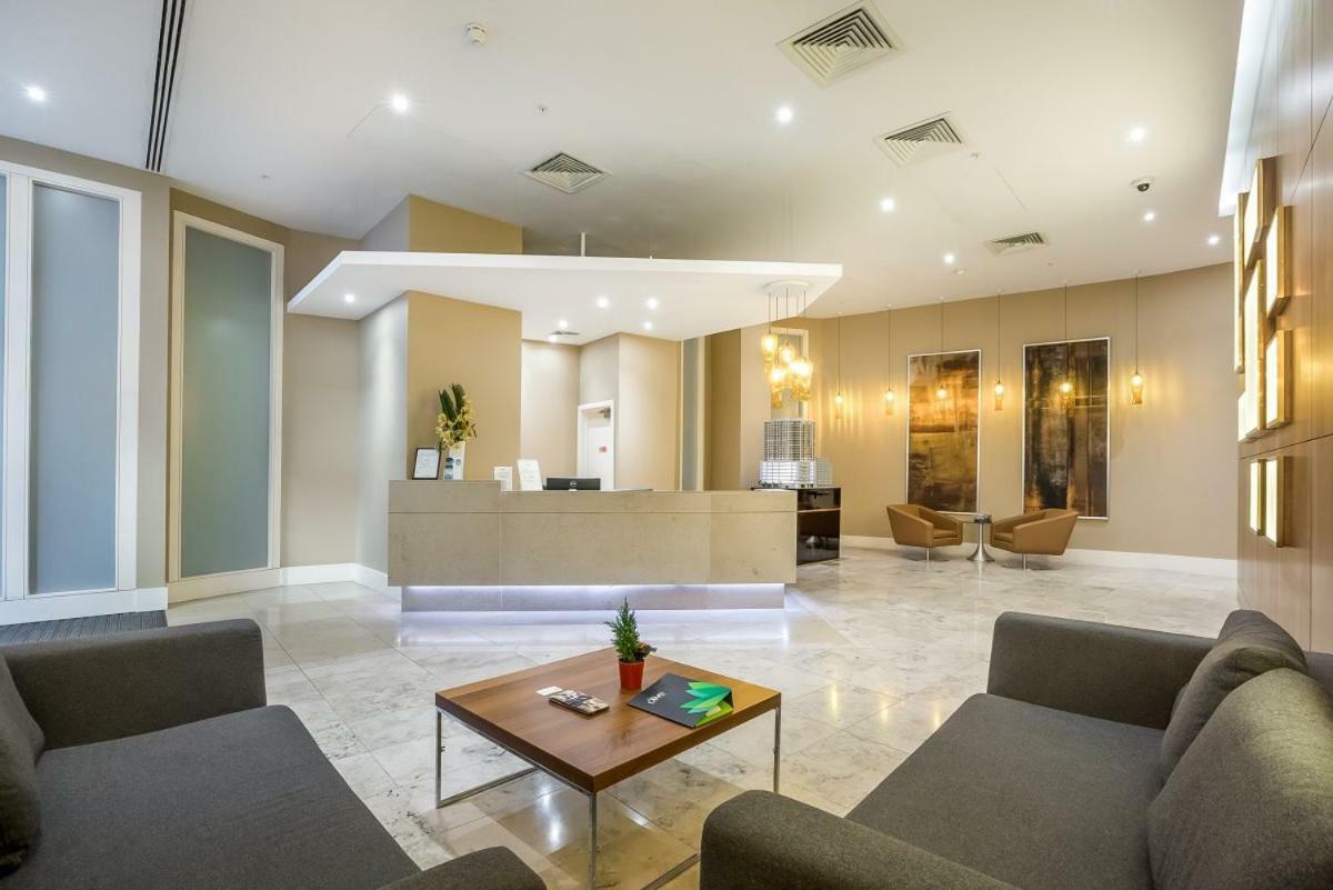 One Commercial Street Apartment *