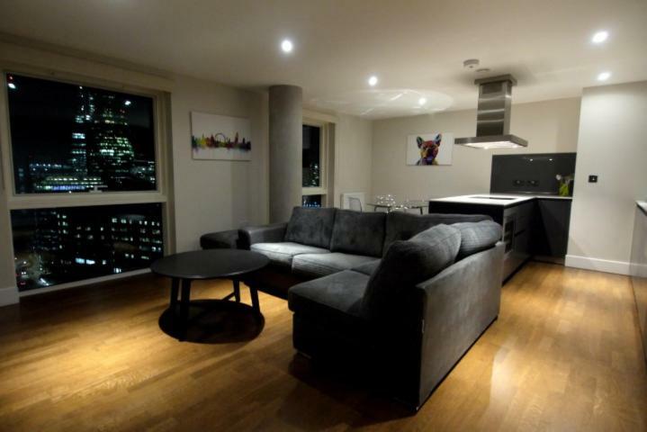 One Commercial Street Apartment London