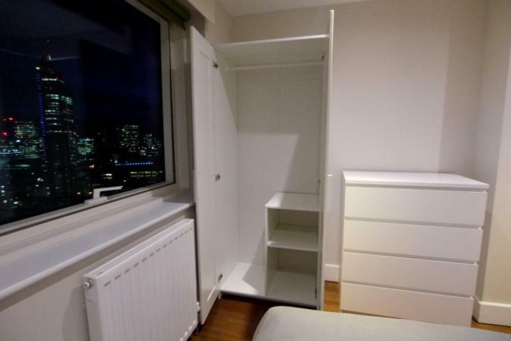 Apartment One Commercial Street *